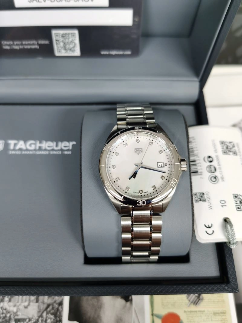 TAG HEUER Watches Trendsetting 203134