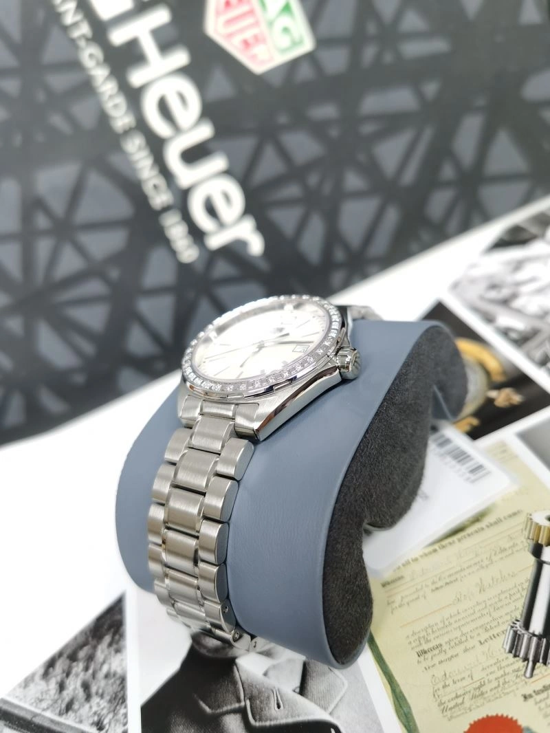 TAG HEUER Watches Breathable 203137