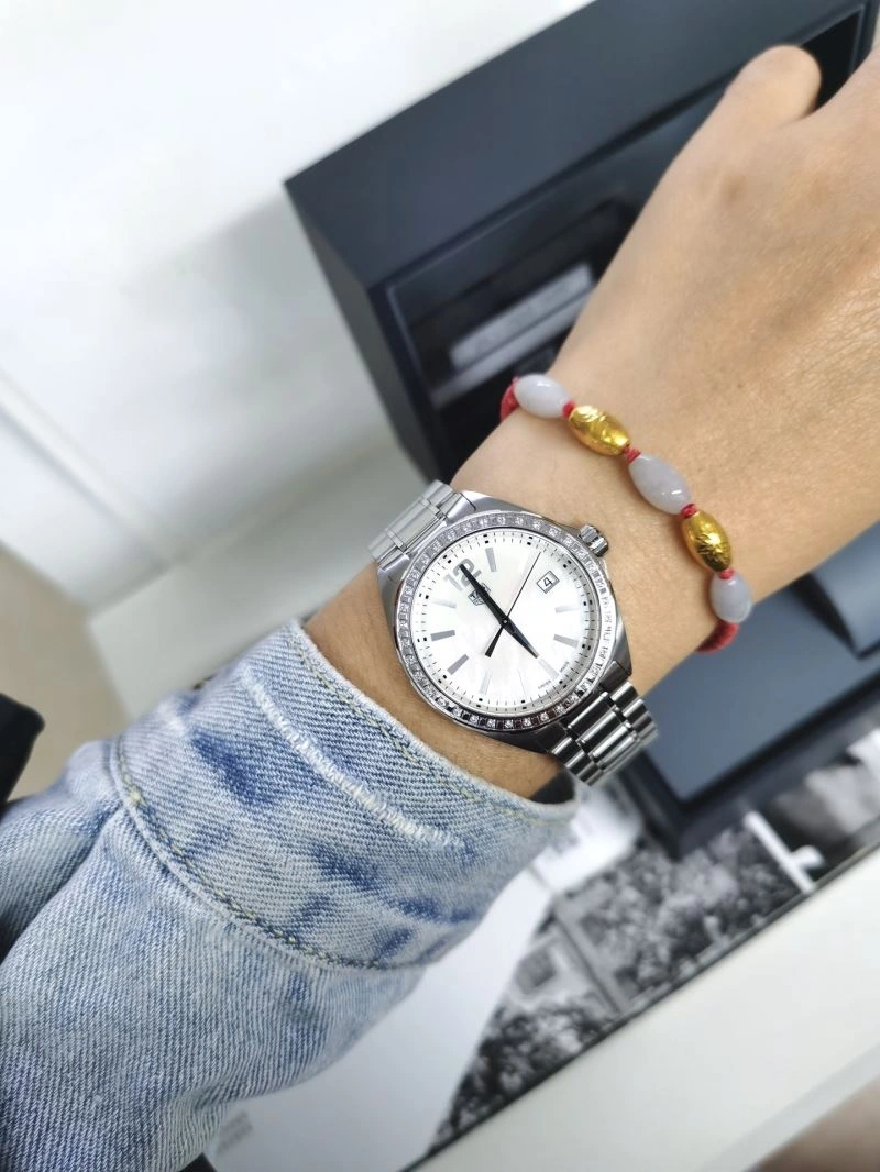 TAG HEUER Watches Breathable 203137