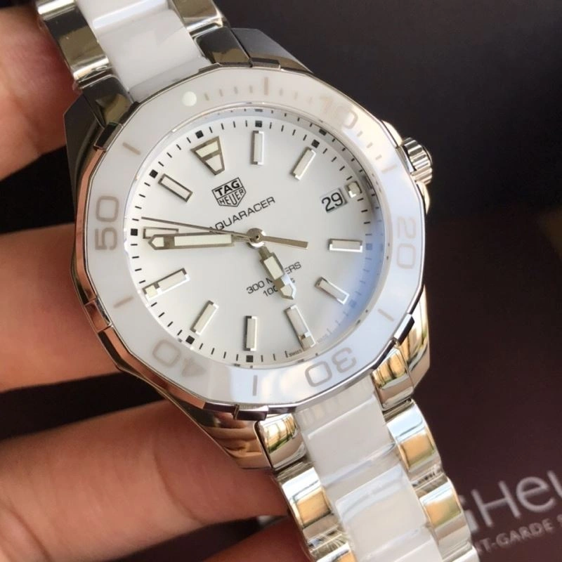 Versatile TAG HEUER Watches 203155