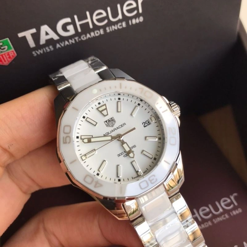 Versatile TAG HEUER Watches 203155