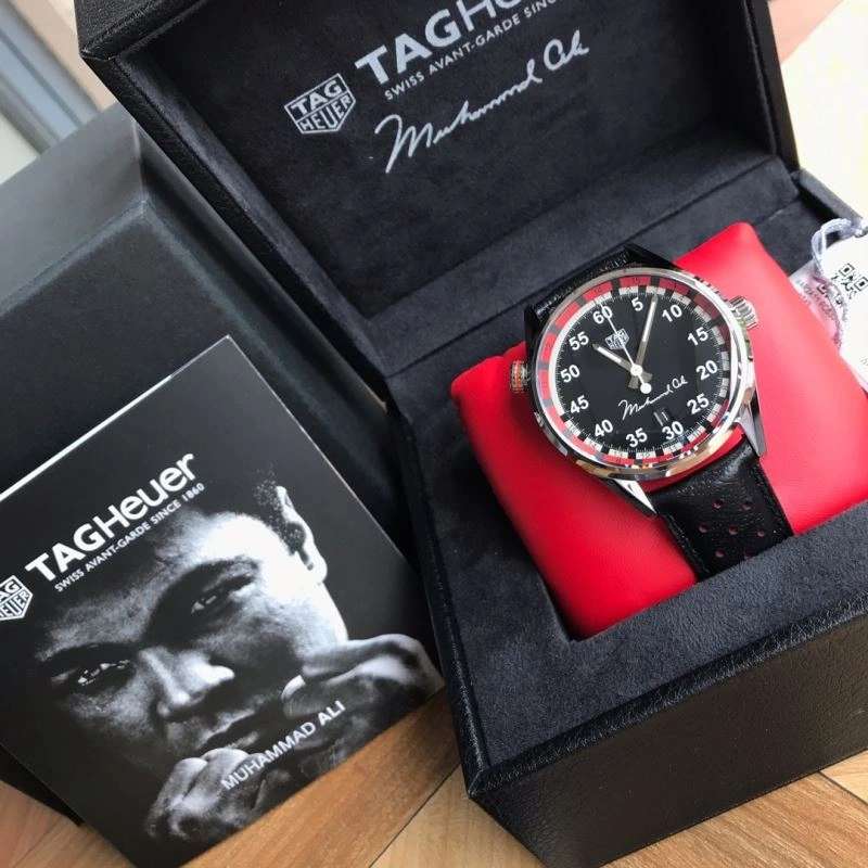 TAG HEUER Watches Fashionable 203110