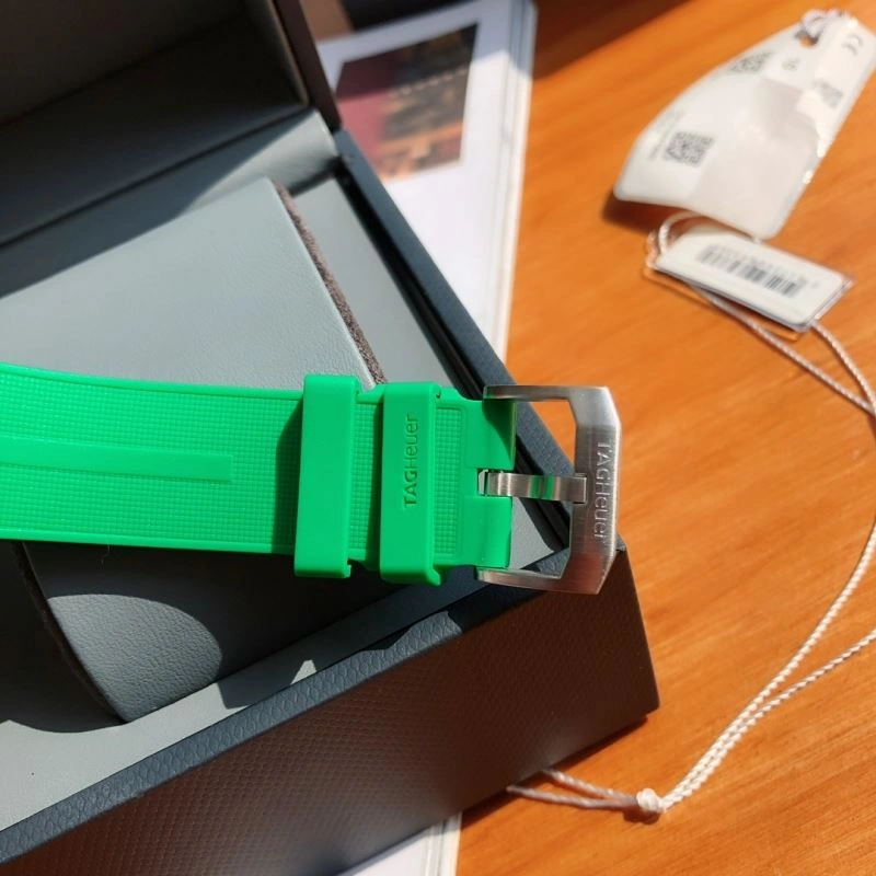 TAG HEUER Watches Lightweight 203088