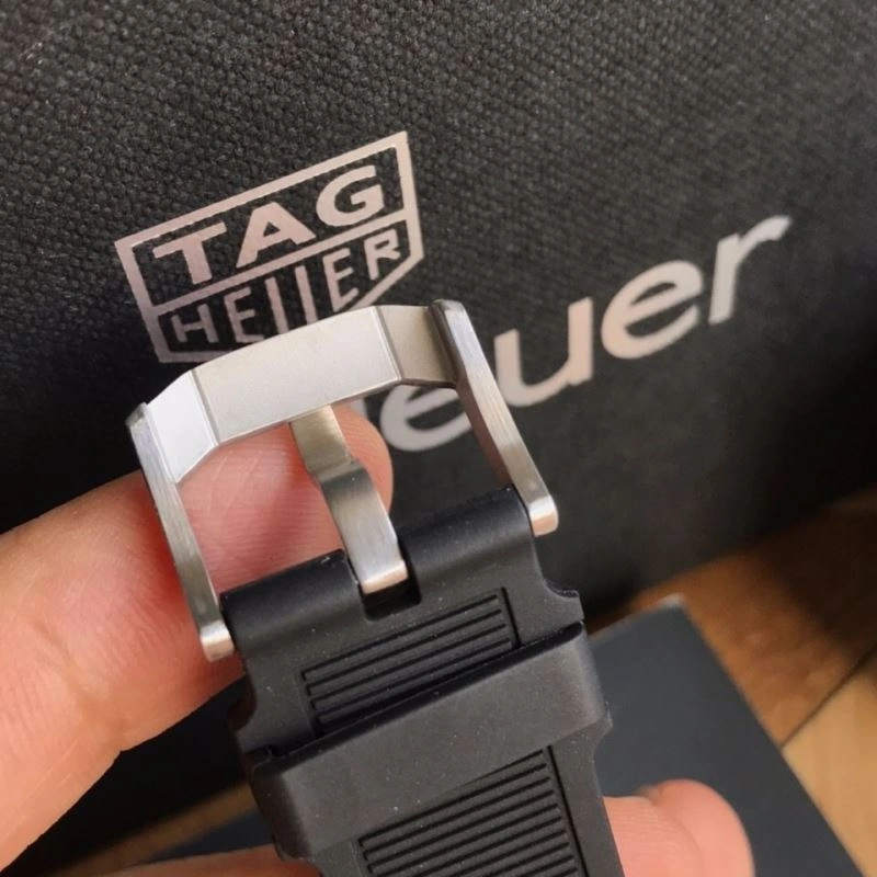 Attractive TAG HEUER Watches 203080