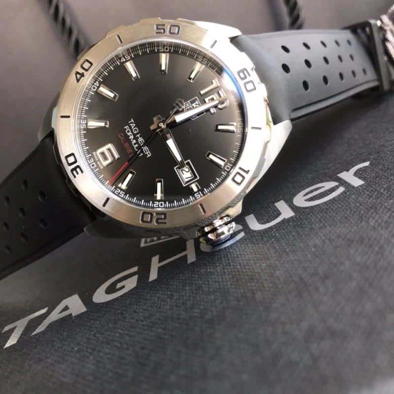 Attractive TAG HEUER Watches 203080