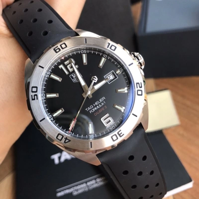 Attractive TAG HEUER Watches 203080