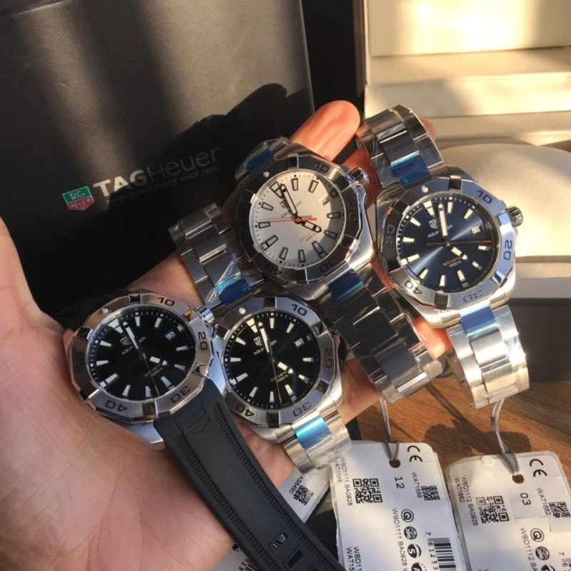 Sporty TAG HEUER Watches 203060