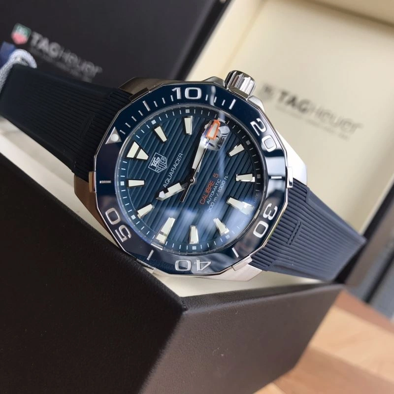 TAG HEUER Watches Breathable 203072