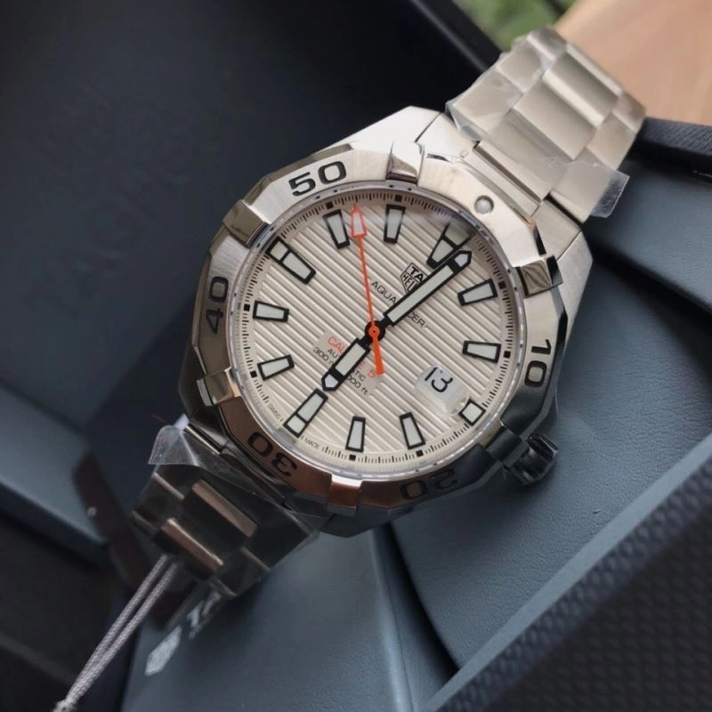 Bright TAG HEUER Watches 203042