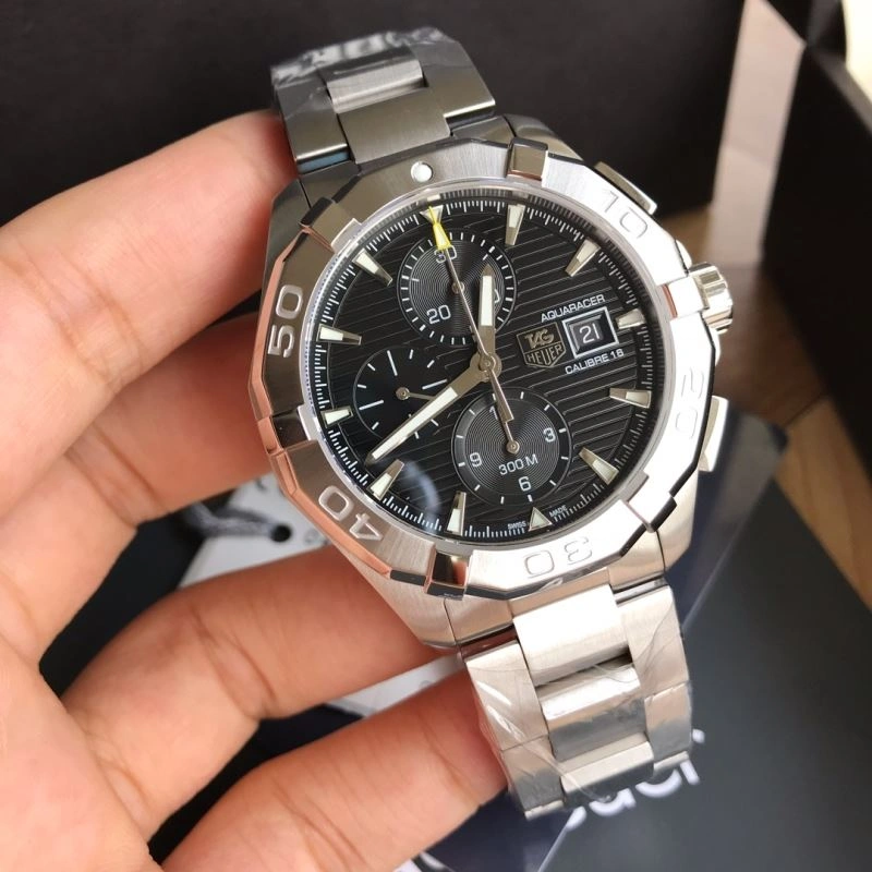 Sleek TAG HEUER Watches 203047