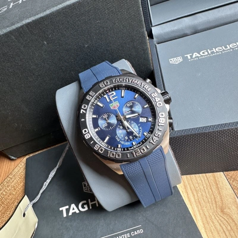 TAG HEUER Watches Unique 203028