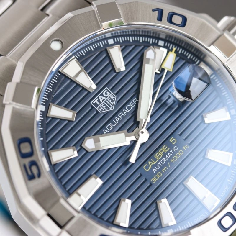 TAG HEUER Watches Attractive 203308