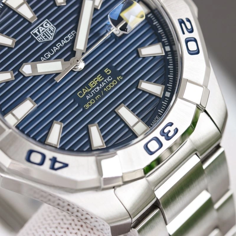 TAG HEUER Watches Attractive 203308