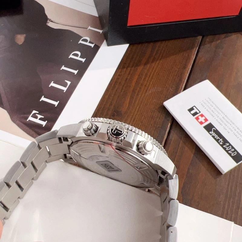 Unisex TISSOT Watches 204047