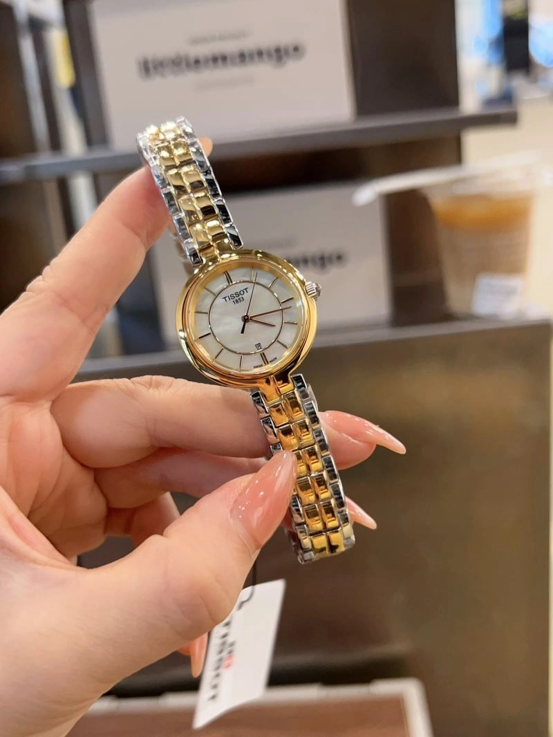 Cozy TISSOT Watches 204023