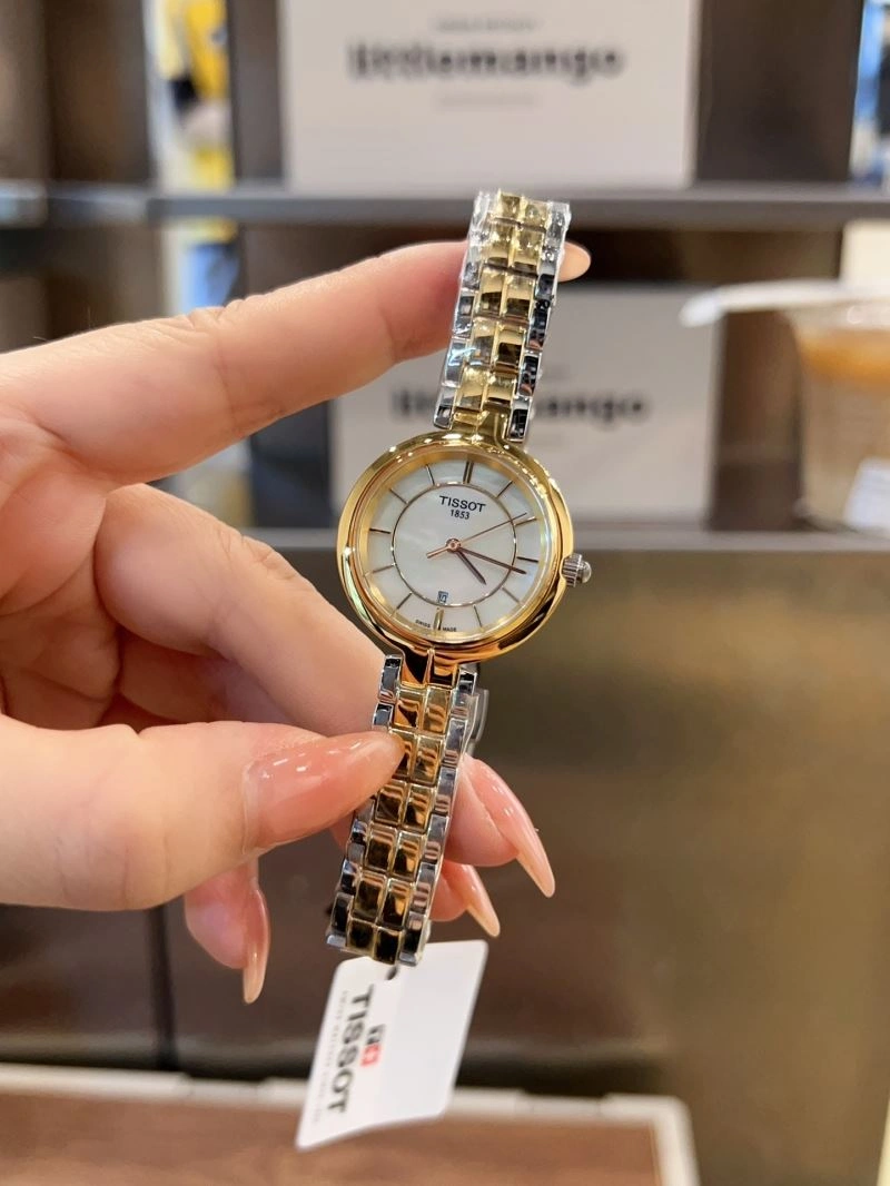 Cozy TISSOT Watches 204023