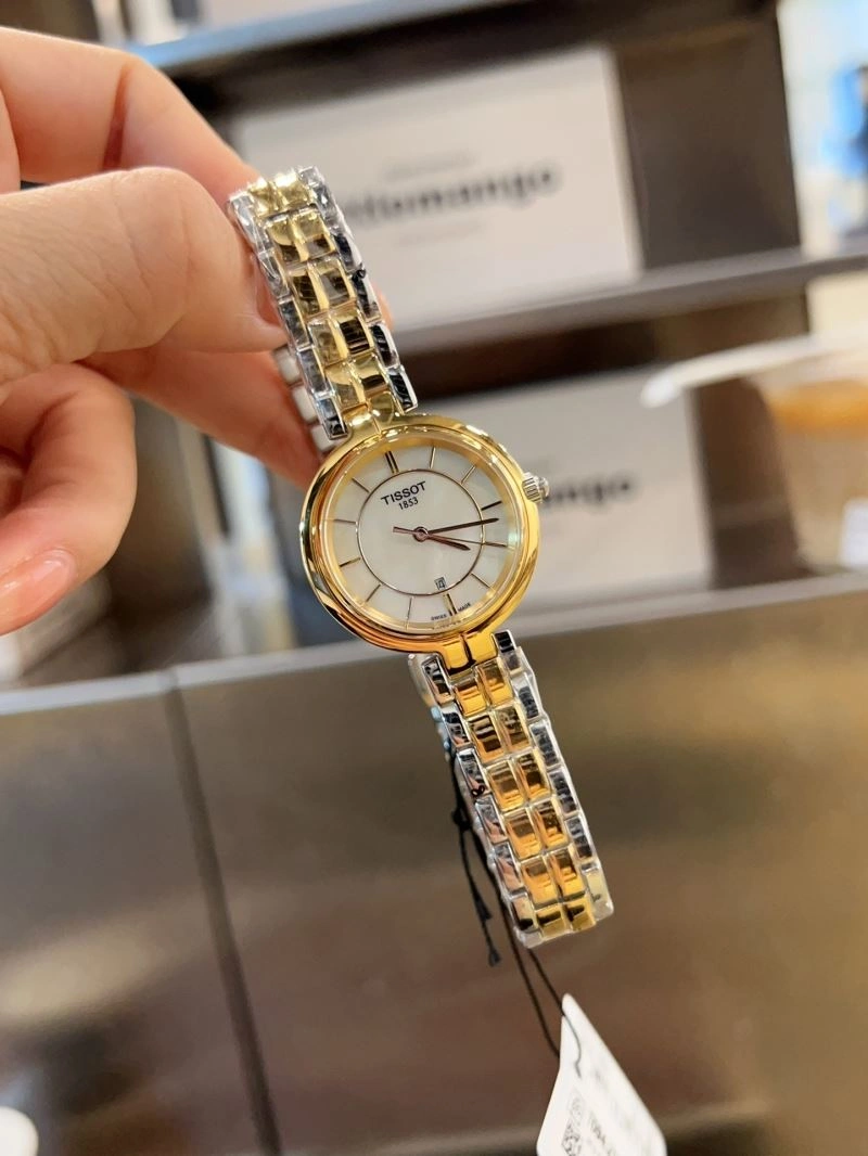 Cozy TISSOT Watches 204023