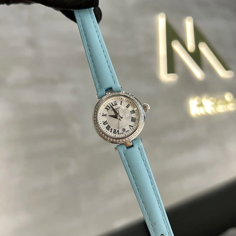 Effortless TISSOT Watches 204012