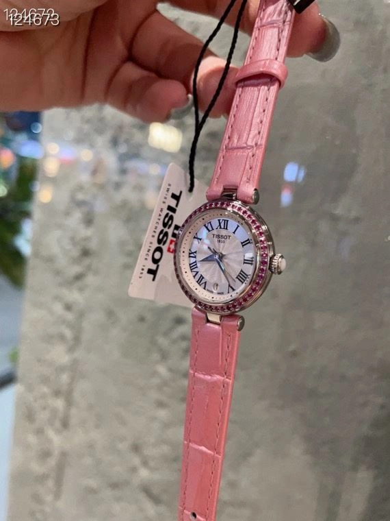 Snug TISSOT Watches 203998