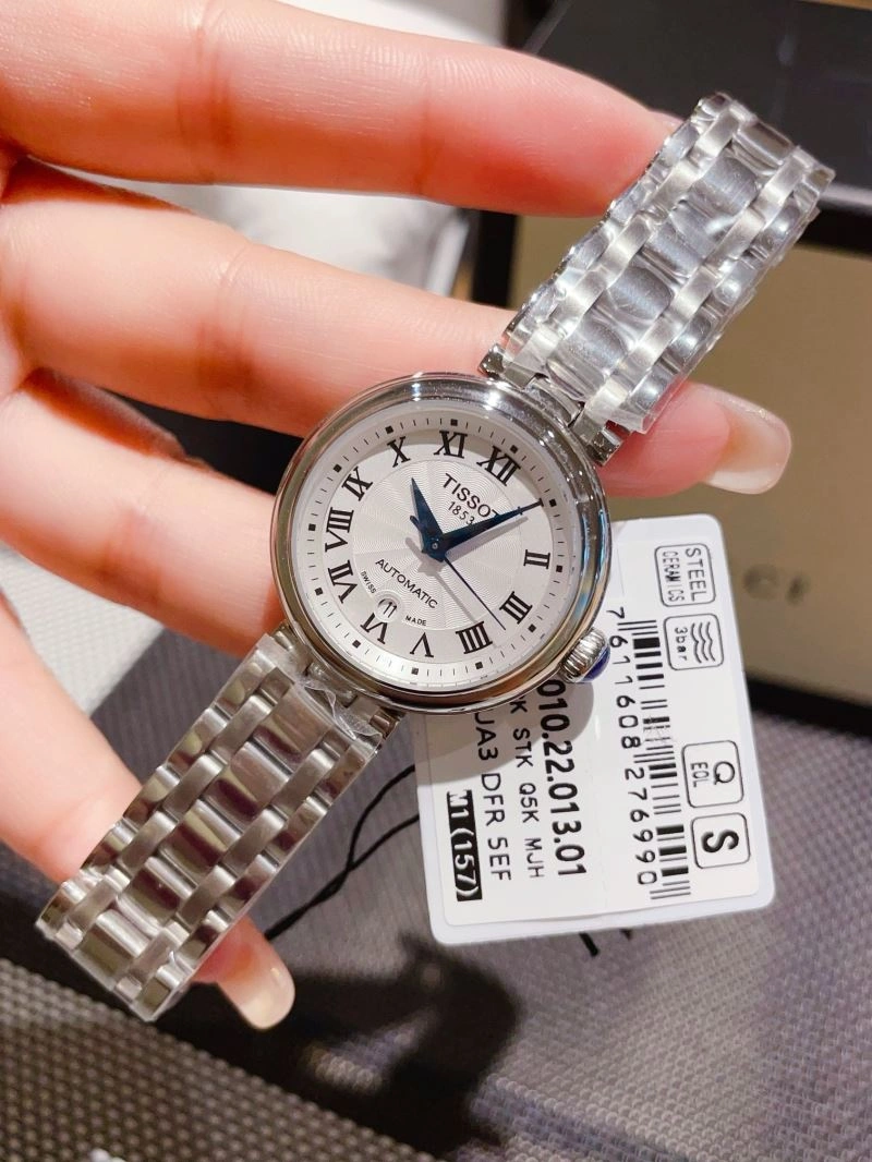 Compact TISSOT Watches 203975