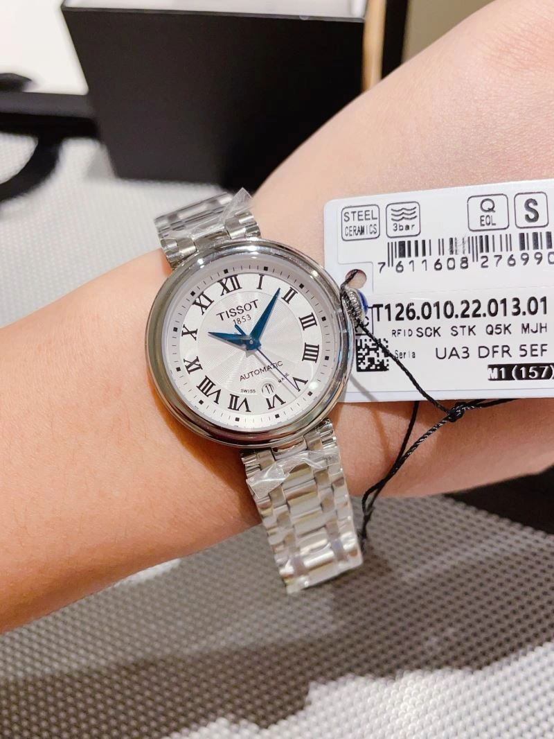Compact TISSOT Watches 203975