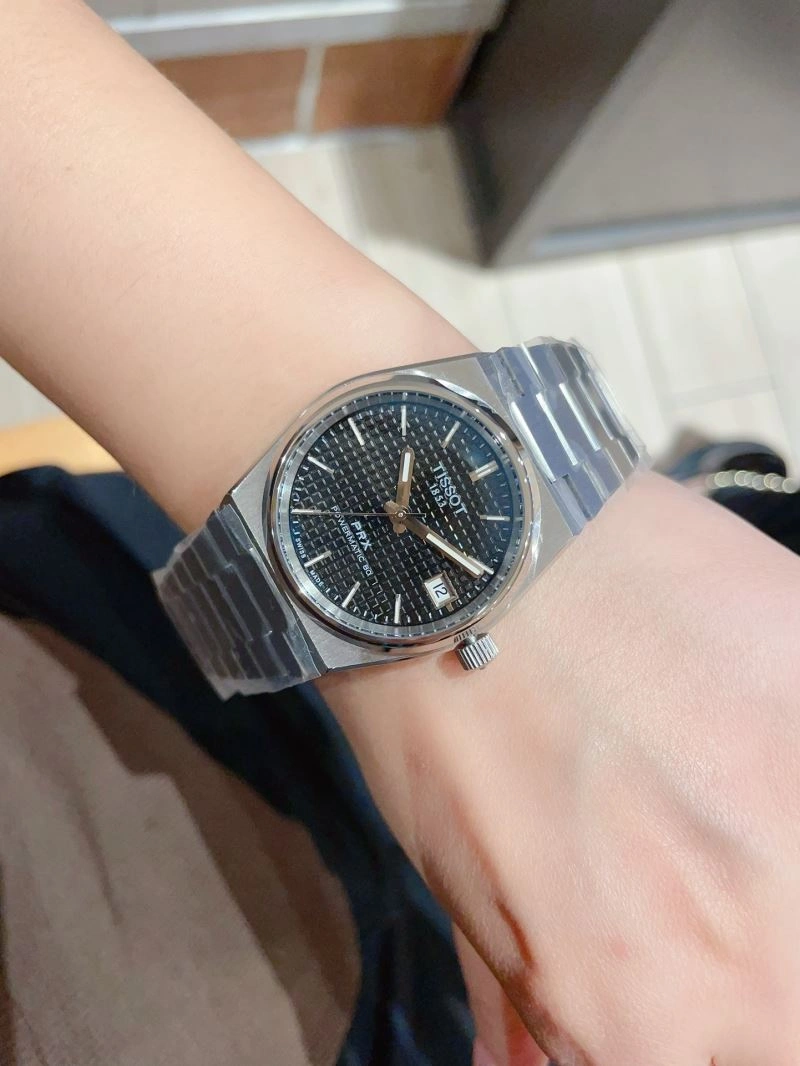 Trendy TISSOT Watches 203894