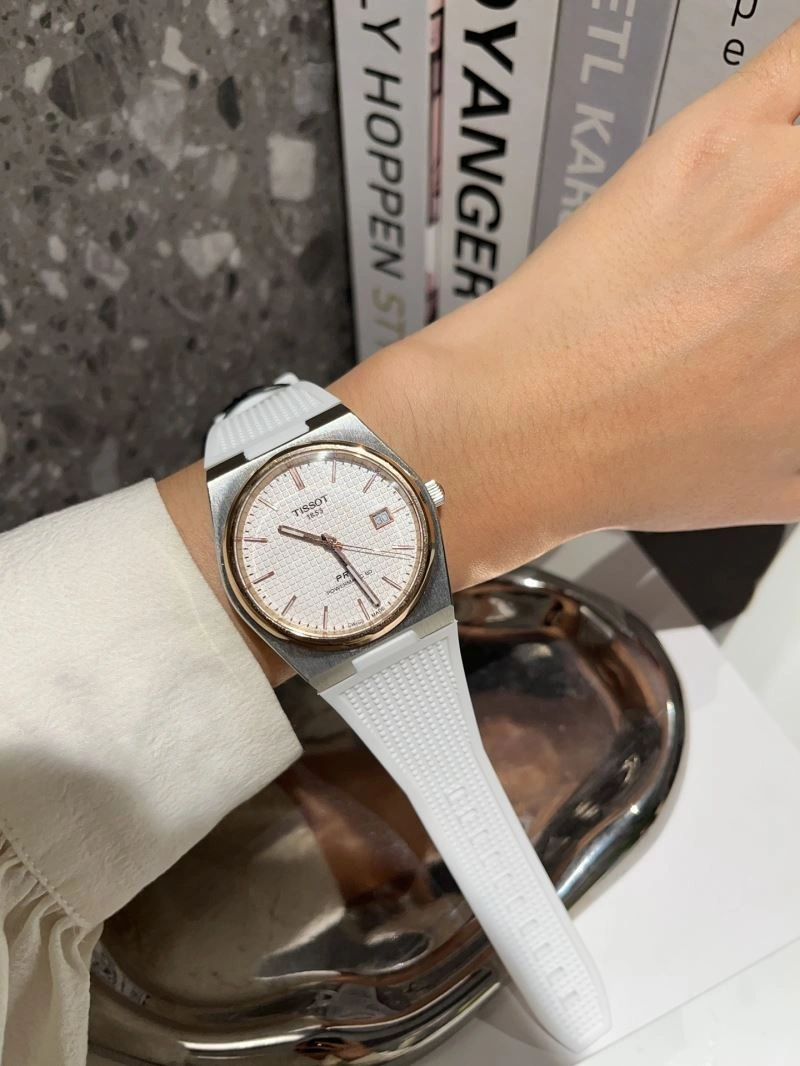 TISSOT Watches Vibrant 203871