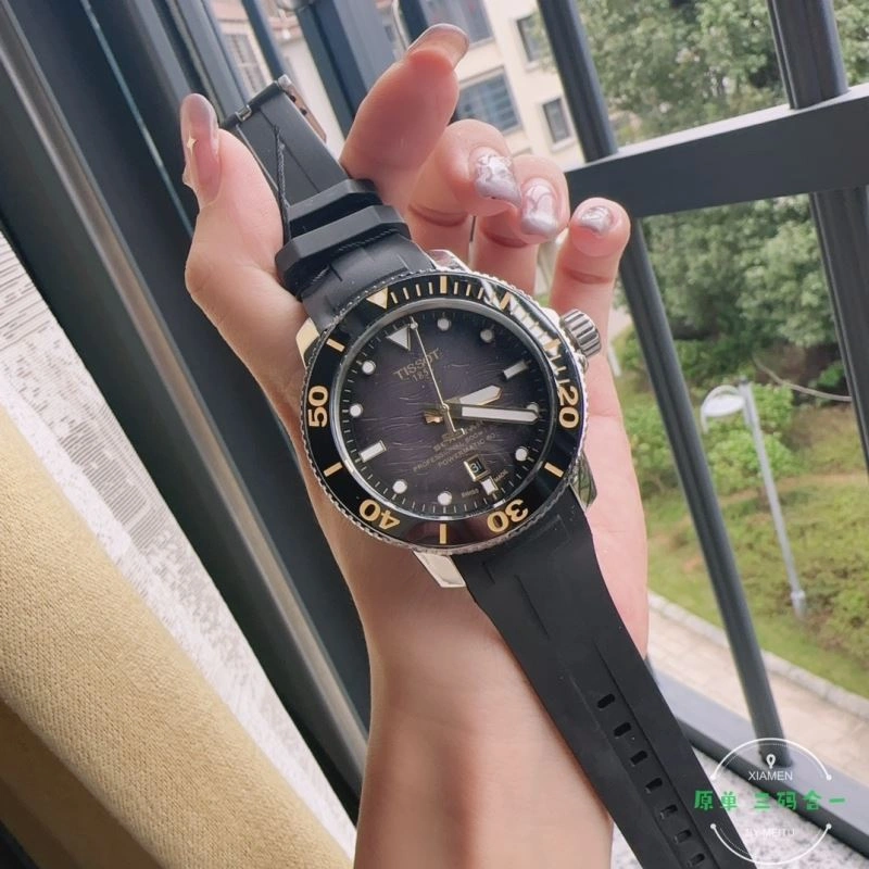TISSOT Watches Colorful 203865