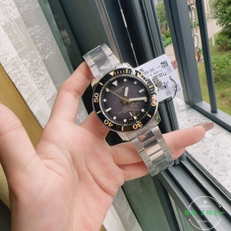 Vibrant TISSOT Watches 203745