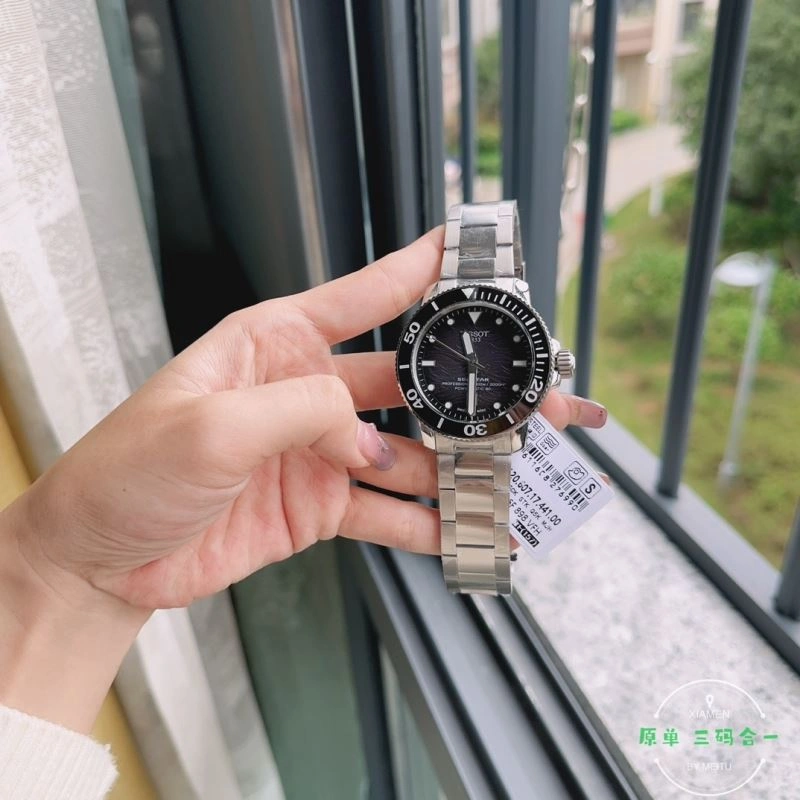 Vibrant TISSOT Watches 203745