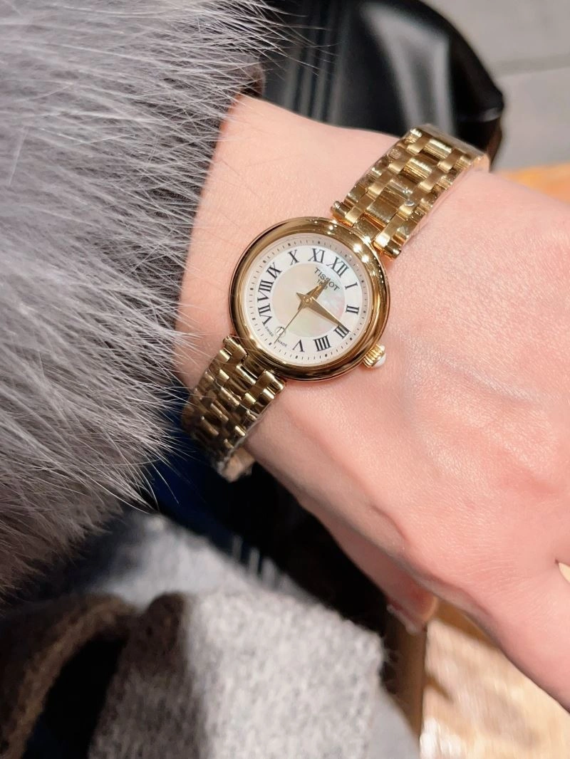 TISSOT Watches UrbanChic 203728