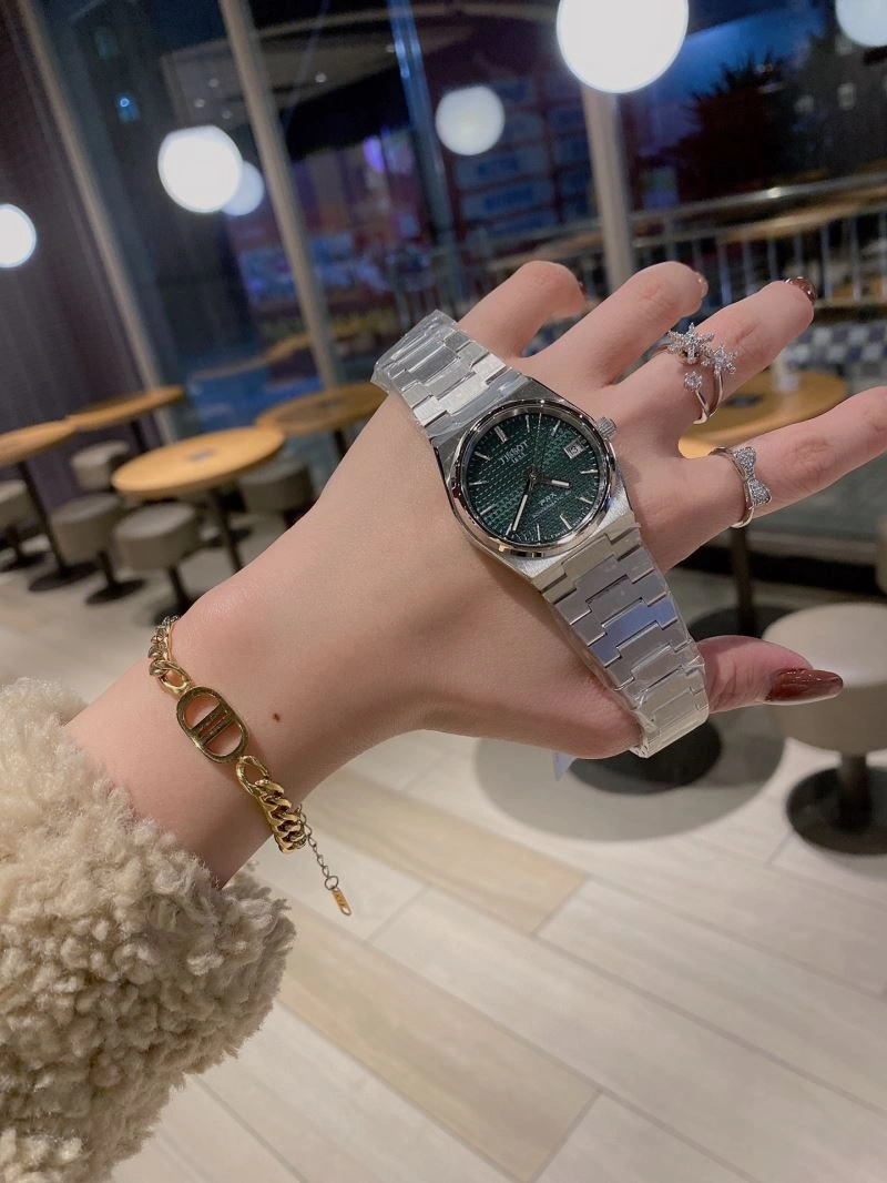 Chic TISSOT Watches 203712