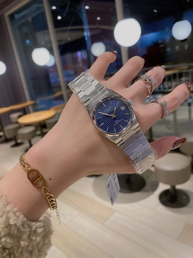 Chic TISSOT Watches 203712