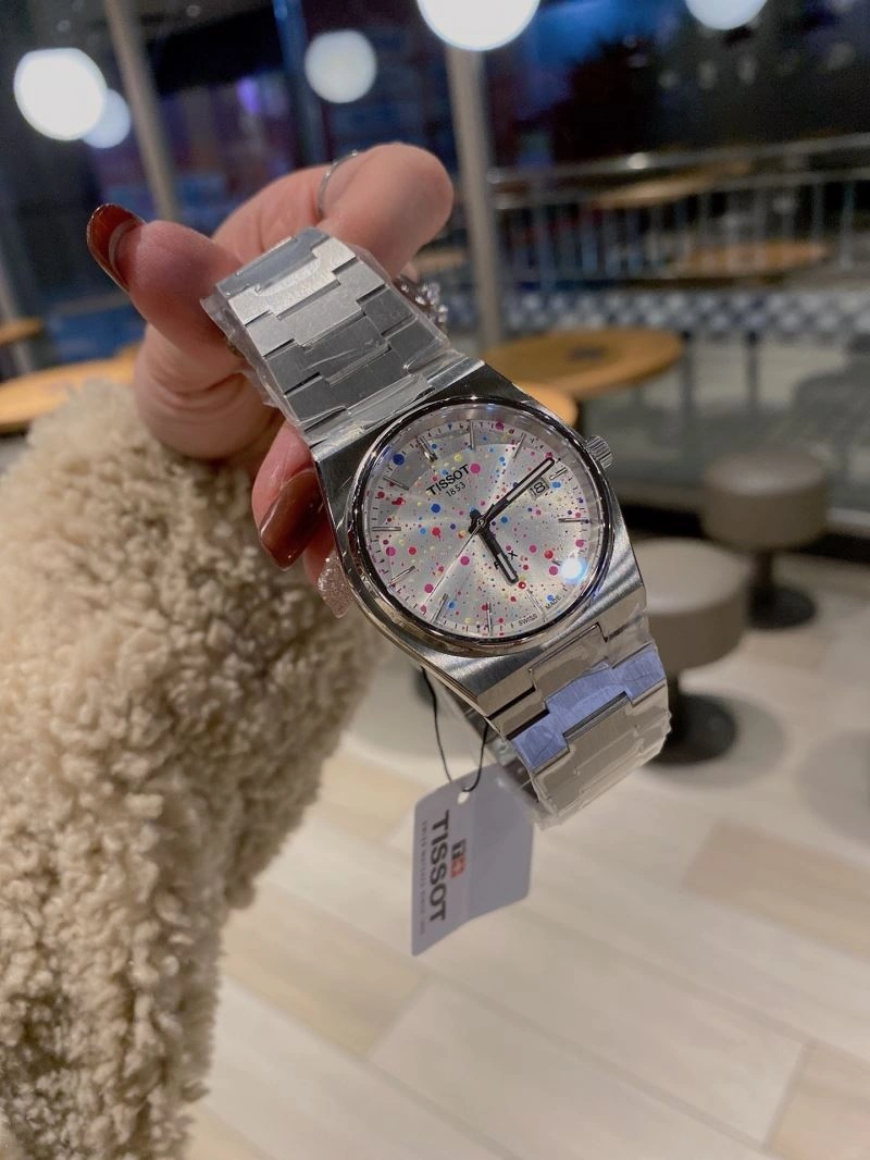 Chic TISSOT Watches 203707