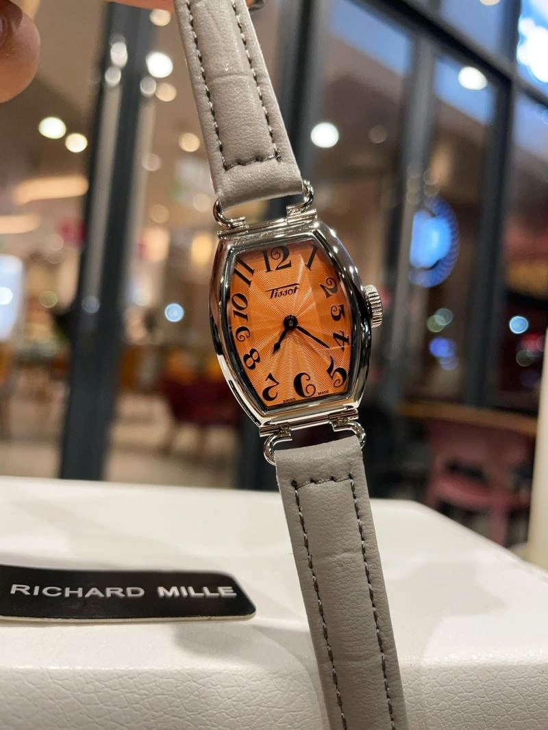 TISSOT Watches Refined 203550