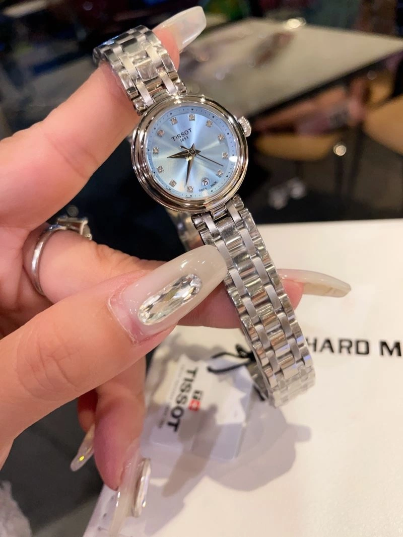 Modern TISSOT Watches 203521