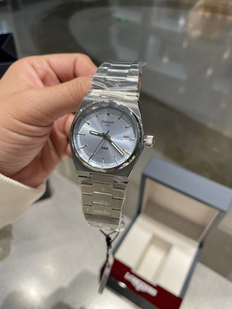 Minimalist TISSOT Watches 203791