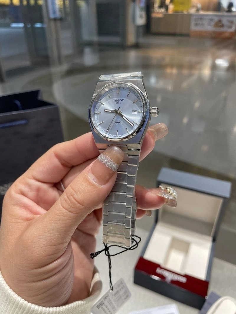 Minimalist TISSOT Watches 203791