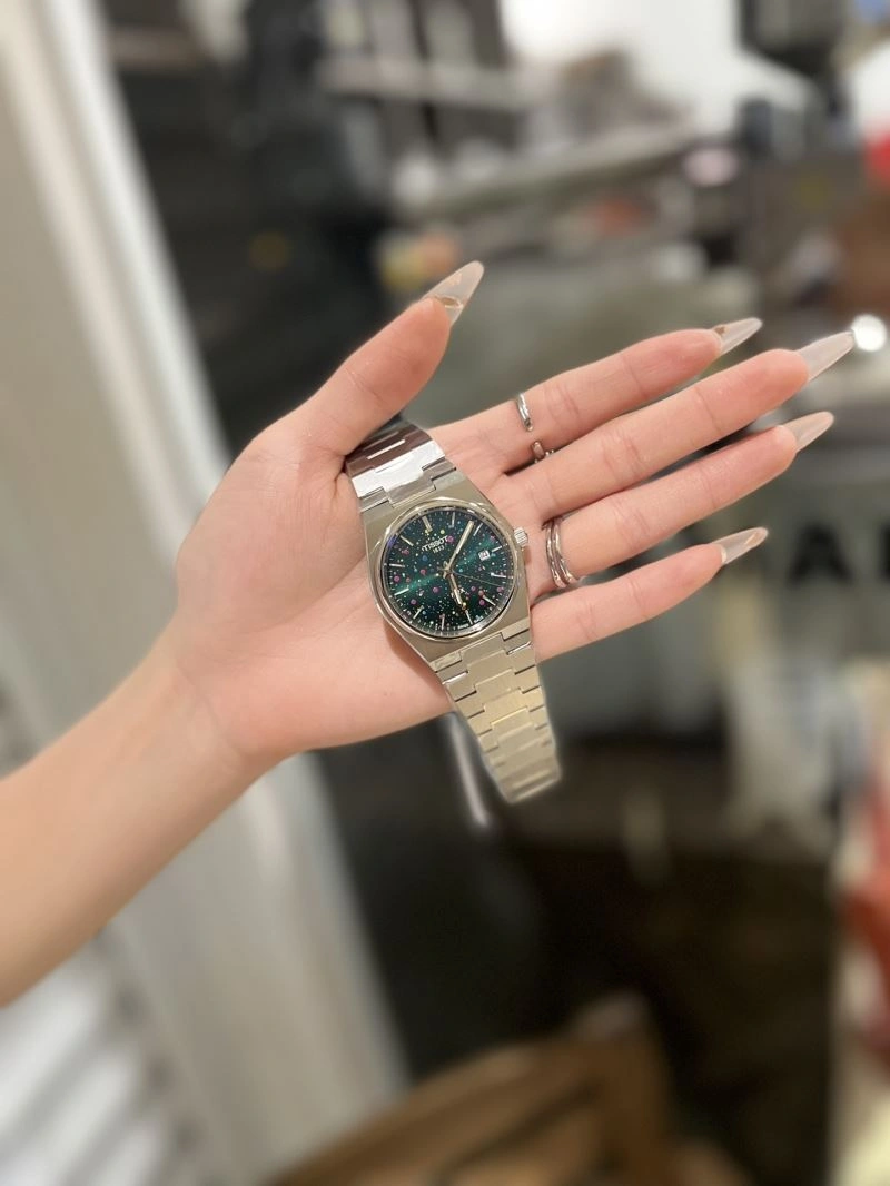 Durable TISSOT Watches 203755