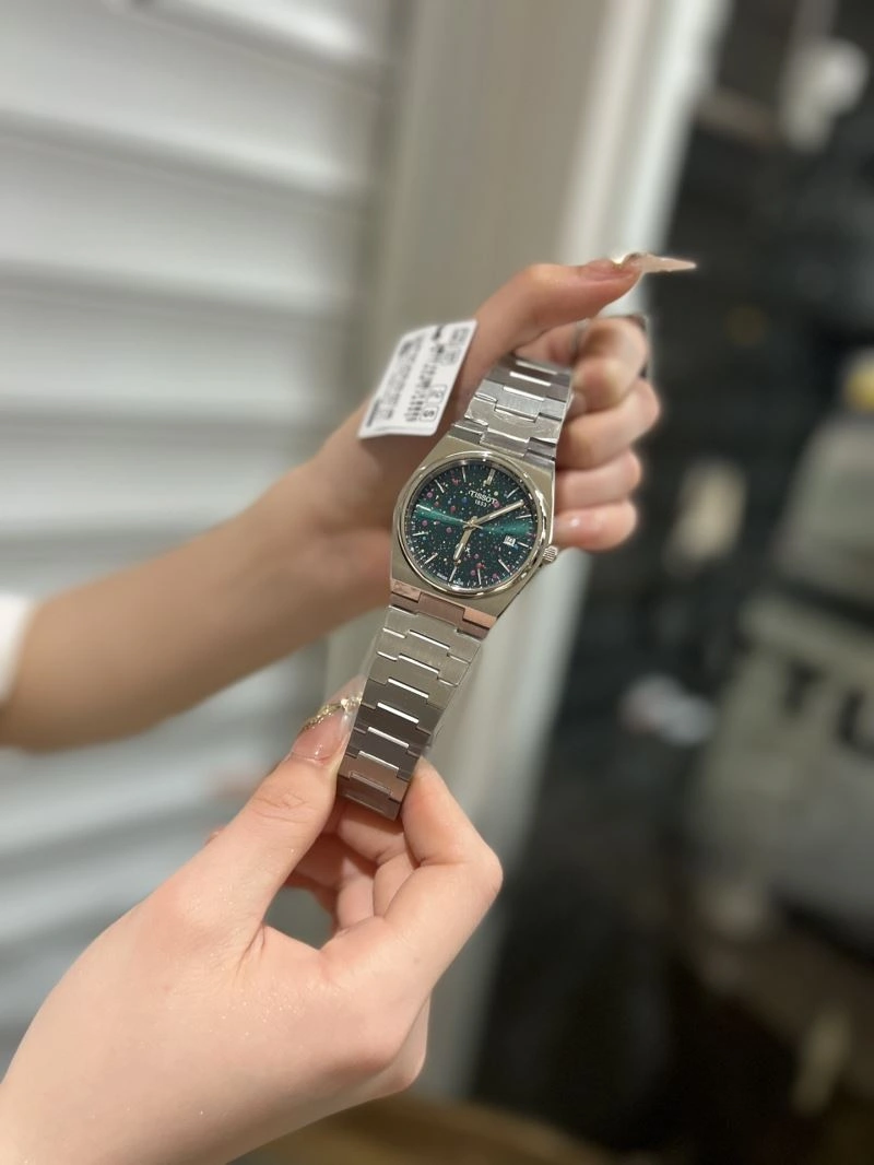 Durable TISSOT Watches 203755