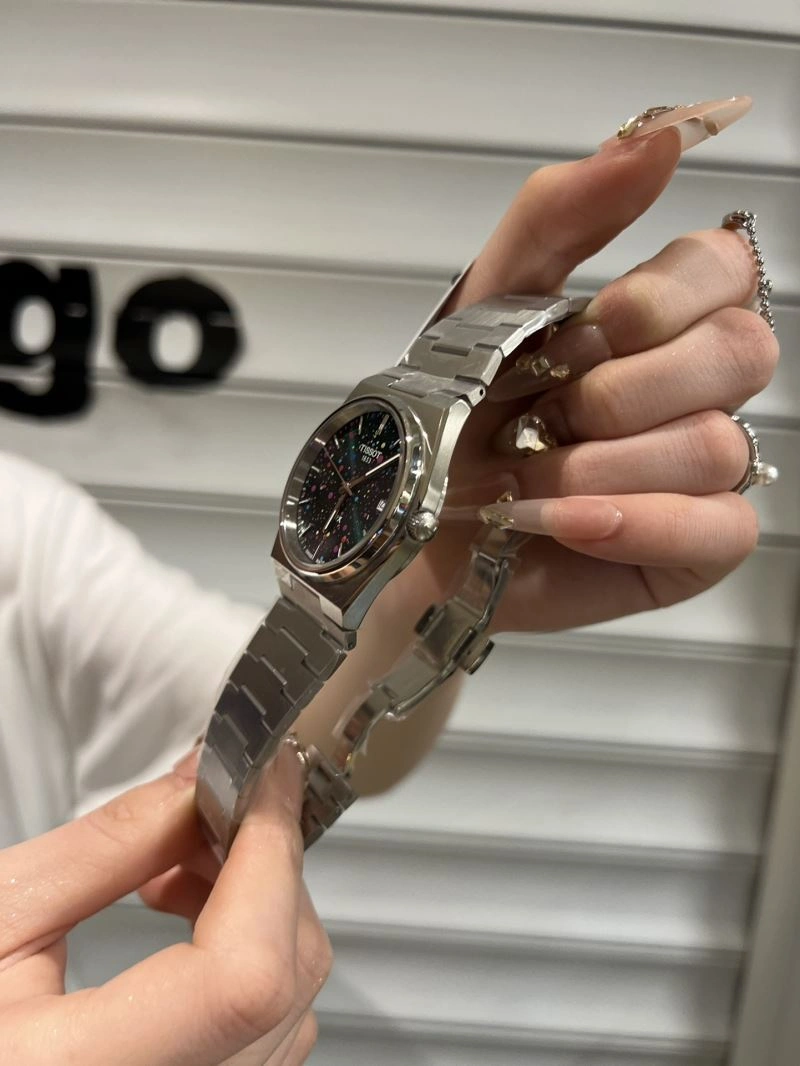 Durable TISSOT Watches 203755