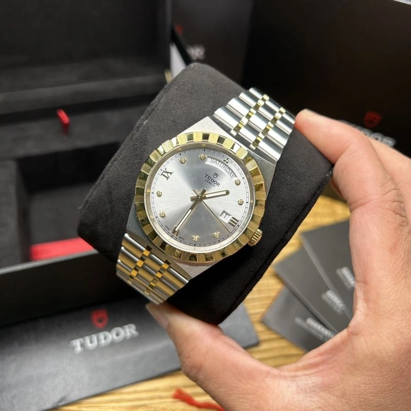 TUDOR Watches TravelReady 204197