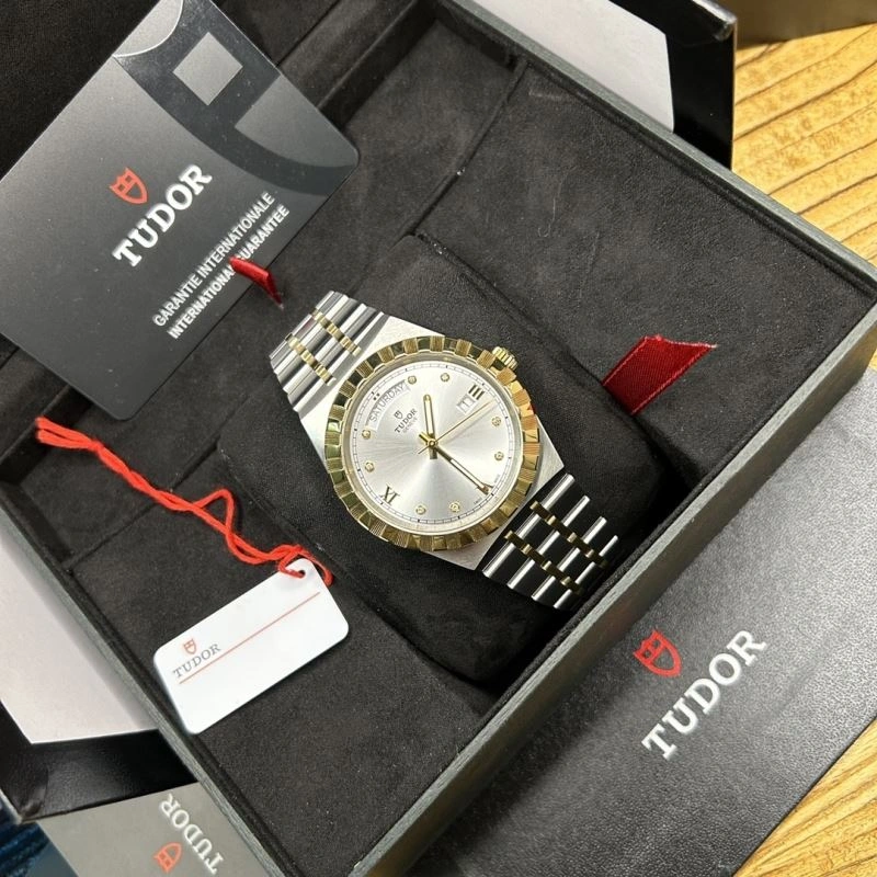 TUDOR Watches TravelReady 204197