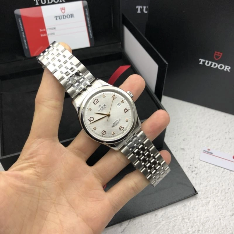 SmoothTexture TUDOR Watches 204180