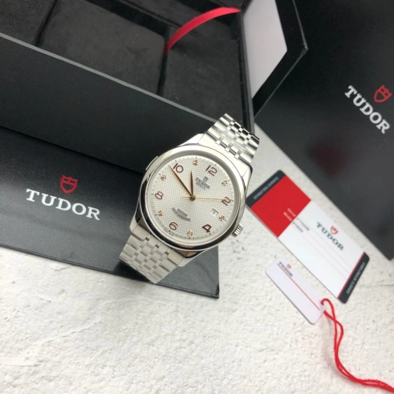 SmoothTexture TUDOR Watches 204180