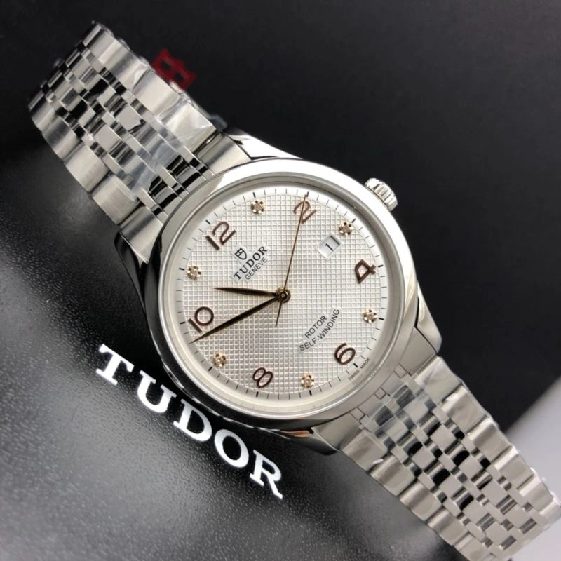 SmoothTexture TUDOR Watches 204180