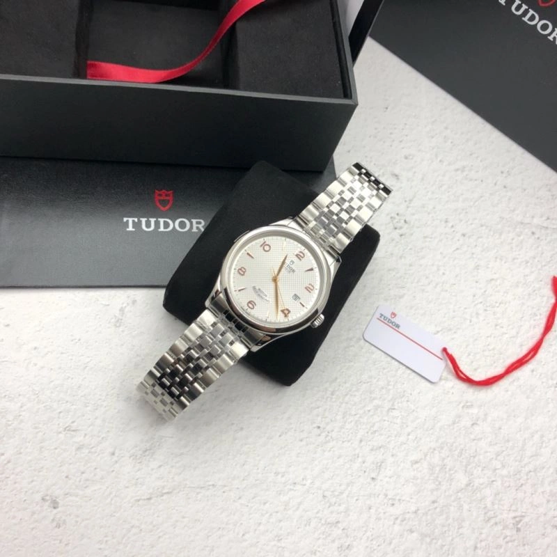 TUDOR Watches Compact 204185