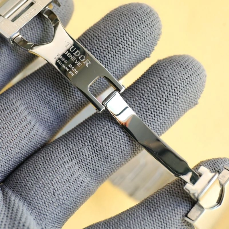MoistureWicking TUDOR Watches 204172
