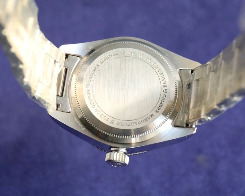 WeatherProof TUDOR Watches 204164