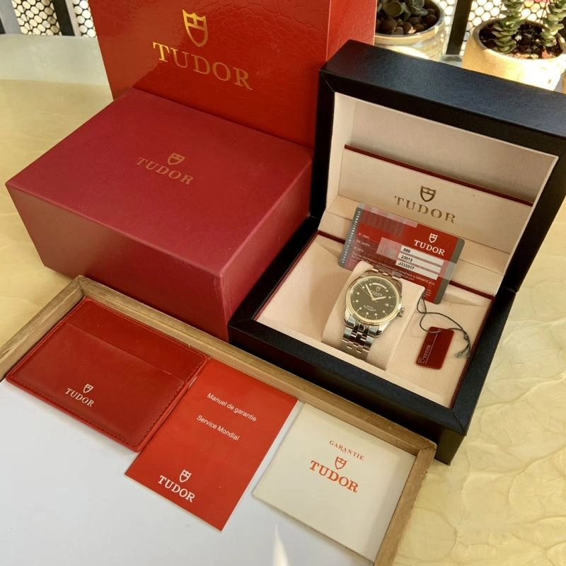 TUDOR Watches TimelessDesign 204113